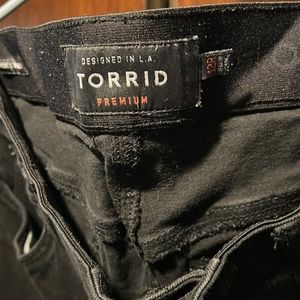 Torrid black skinny jeans